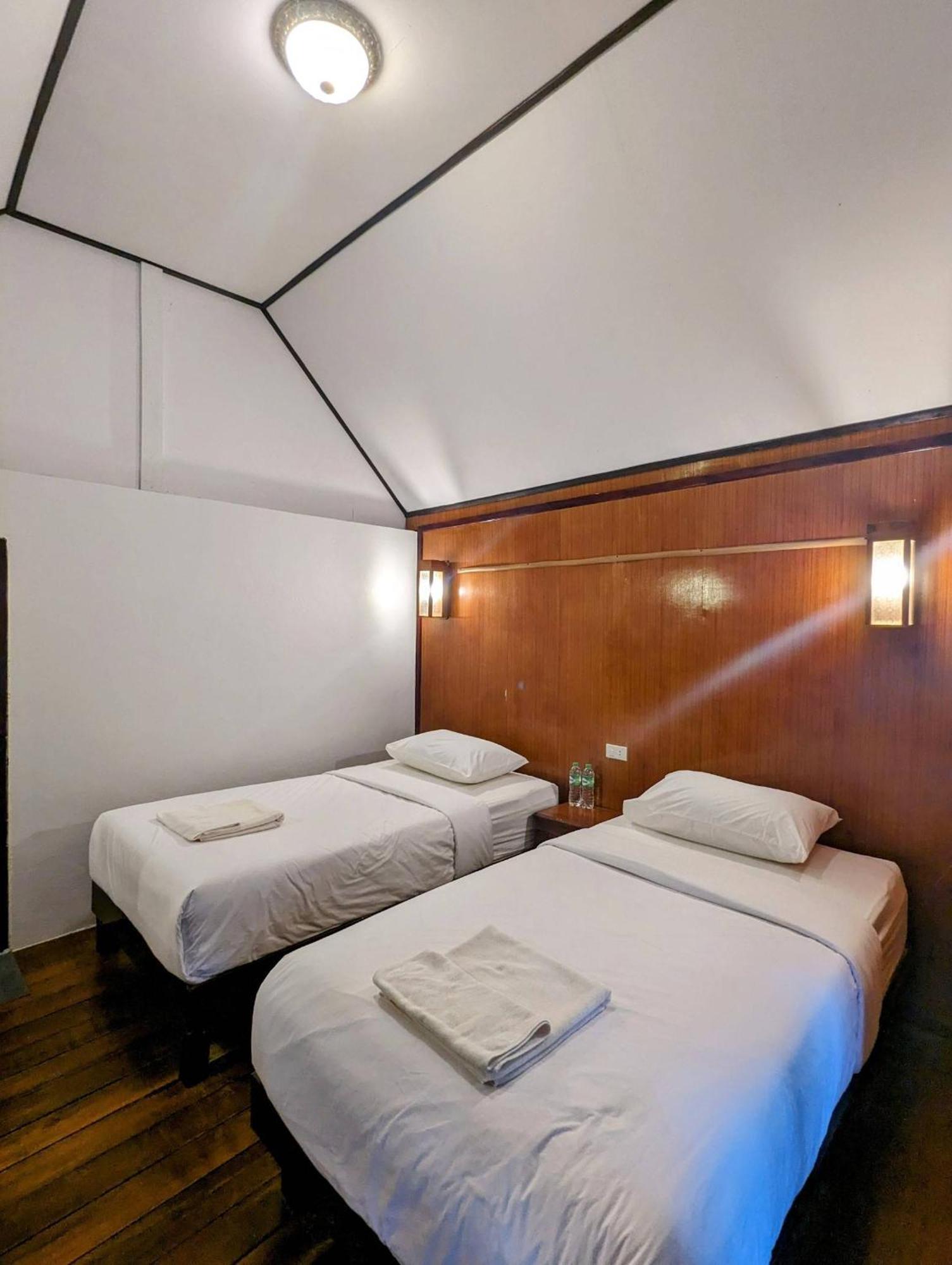 Ziggy Stardust Otel Koh Phayam Dış mekan fotoğraf