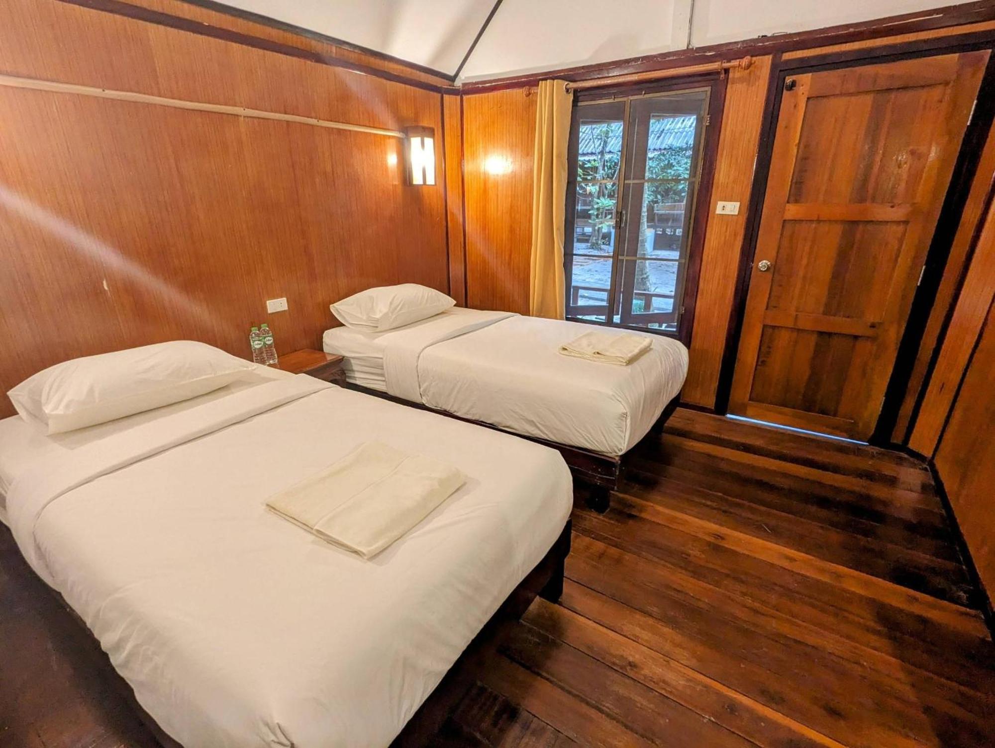 Ziggy Stardust Otel Koh Phayam Dış mekan fotoğraf